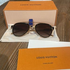 Louis Vuitton Aviator Sunglasses